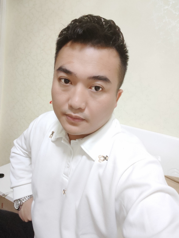 哈哈先生的第三张照片--宁德上门女婿服务网